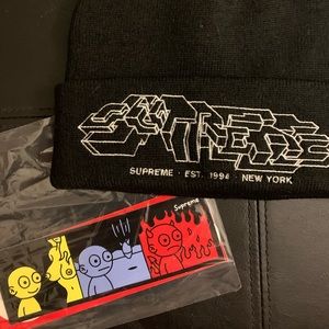 New!! Never worn! Supreme black embroidered beanie